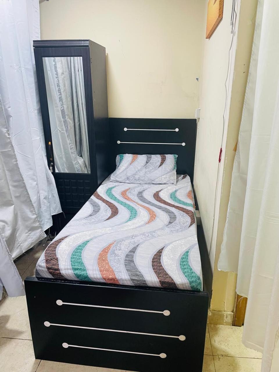 Ready To Rent Partitions Bed Spaces & Capsule hotel