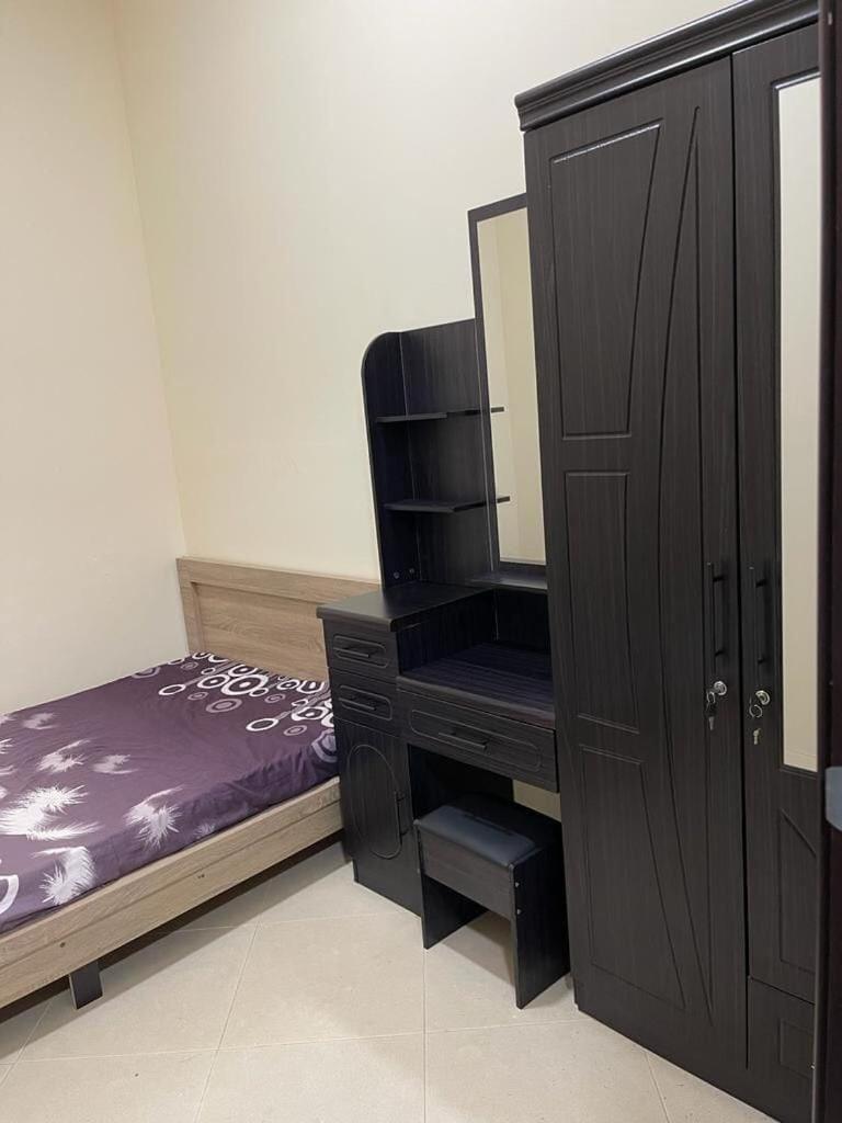 Capsule hotel Ready To Rent Partitions Bed Spaces & *